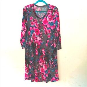 HONEYME Stretch Mini Dress Flirty Gray and Pink Roses